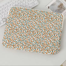 Cargar imagen en el visor de la galería, Funda Floral Para Ordenador - MissFundas 