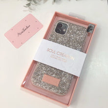 Cargar imagen en el visor de la galería, Funda Bling Perla