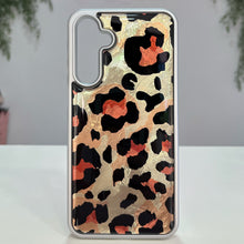 Cargar imagen en el visor de la galería, Funda animal Print