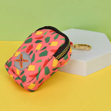 Cargar imagen en el visor de la galería, Porta Bolsas Para Excremento de Mascota - MissFundas 