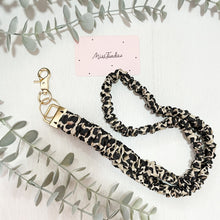 Cargar imagen en el visor de la galería, Cuerda Fruncida Animal Print